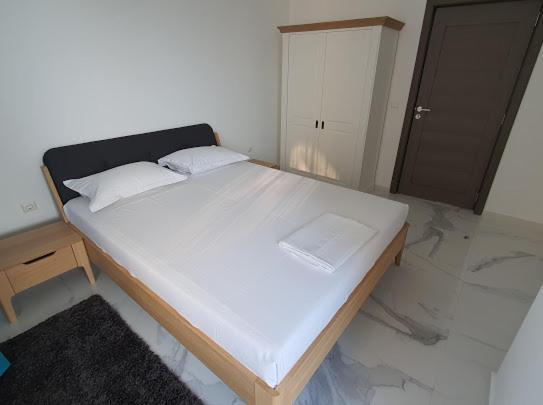 Apartment Summerland