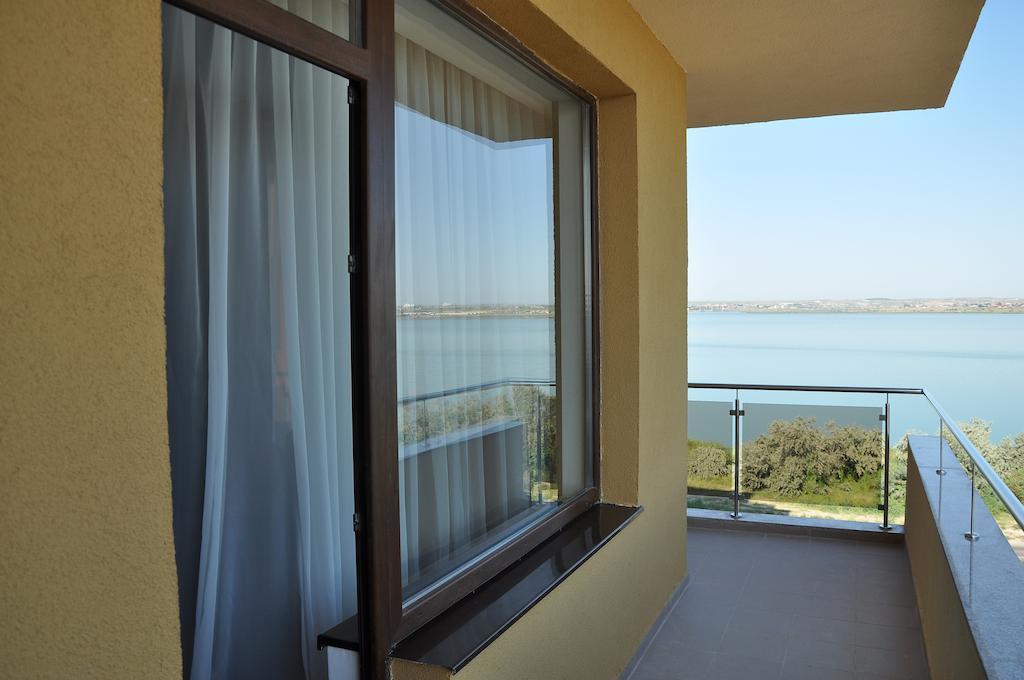 Summerland * Mamaia
