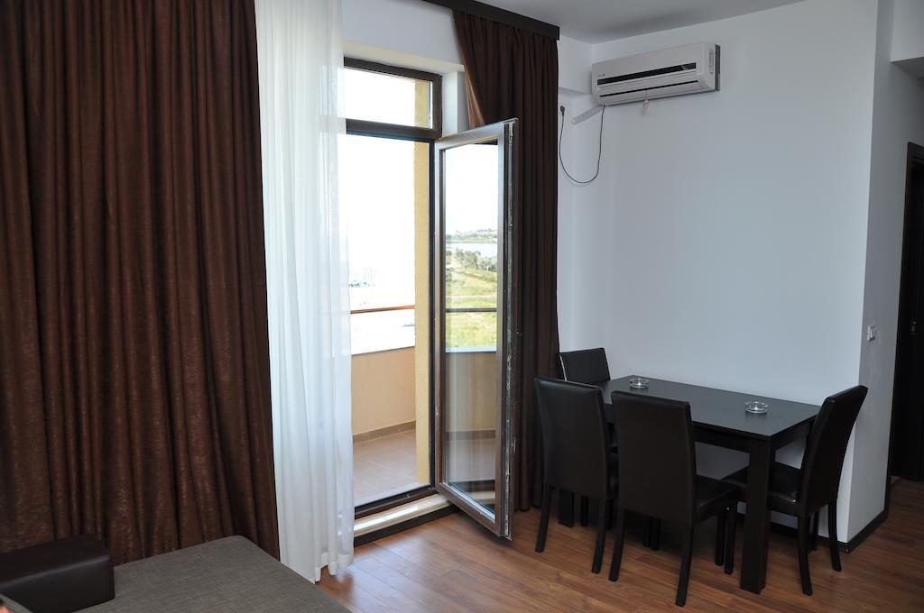 Summerland Mamaia