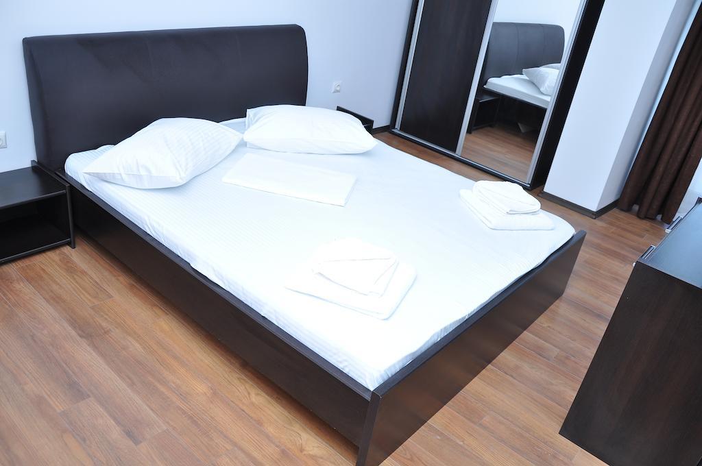 Summerland Apartment