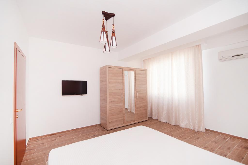Summerland Mamaia